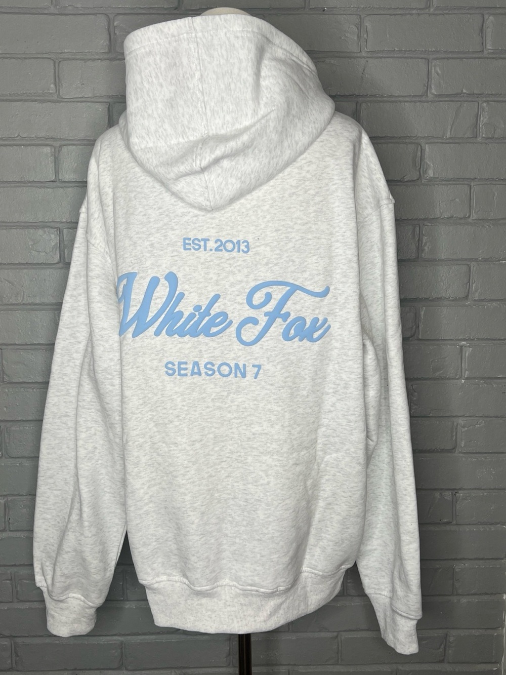 NWT! White Fox Season 7 Puff Print Logo Oversized Hoodie Dawn Size M/L